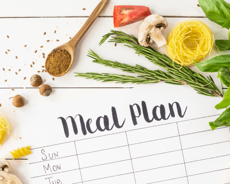 Super Easy Menu Plan to Save on Groceries and Spend Less Time in the Kitchen